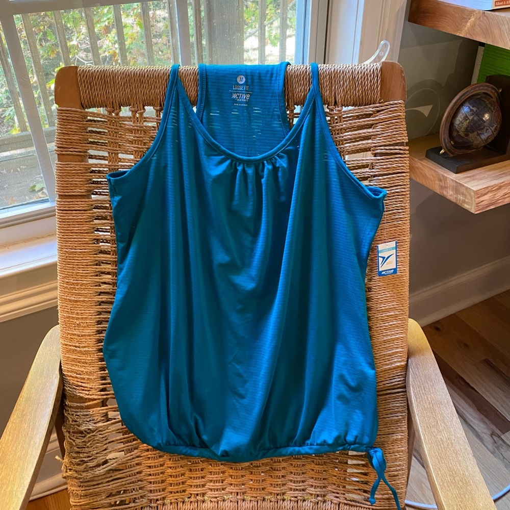 Old Navy Ladies’ Workout top, size M
